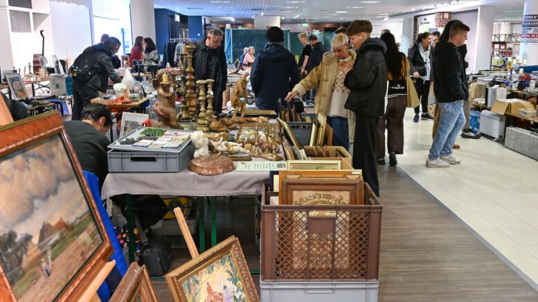 Antik und Trödelmarkt im Stadthof Hanau entfällt wegen organisatorischer Gründe