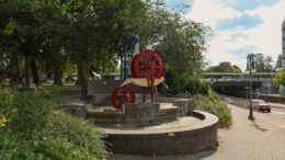 Bruch an Schaufelradwelle stoppt Brunnen am Kanaltor in Hanau Bruch an Schaufelradwelle stoppt Brunnen am Kanaltor in Hanau