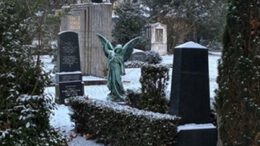 Eisglätte legt Besucherverkehr auf Hanauer Friedhöfen kurzfristig lahm