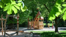 Hanau eröffnet erneuerten Spielplatz im Schlossgarten am 11. Mai