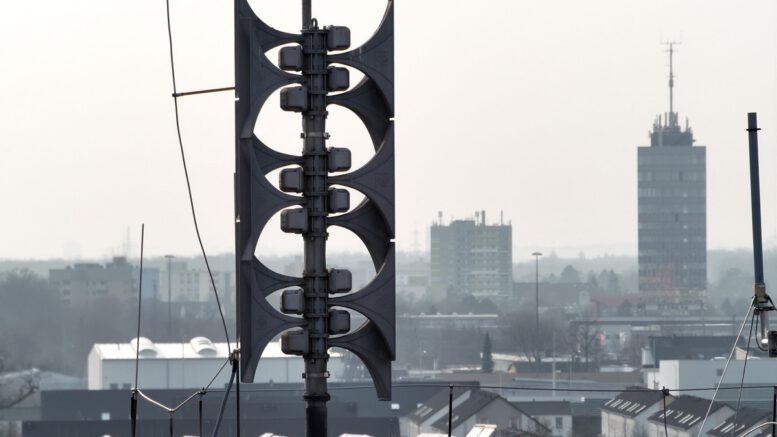 Hanau testet Sirenen und Warn-Apps beim hessenweiten Warntag