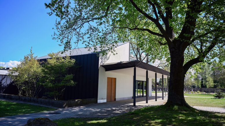 Trauerhalle in Steinheim wird Ausstellungsort: Werke von Jacques Oerter ab 8. Mai zu sehen